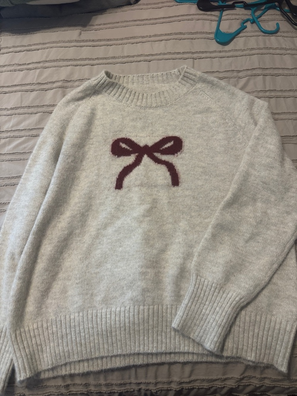 Light Gray Bow Intarsia Crewneck Sweater - Women